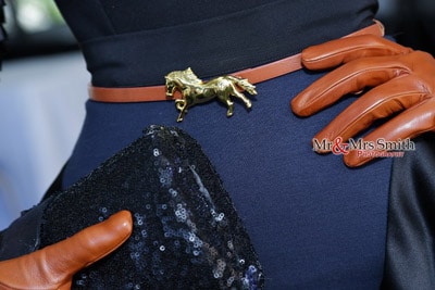 matching tan coloured belt and gloves
